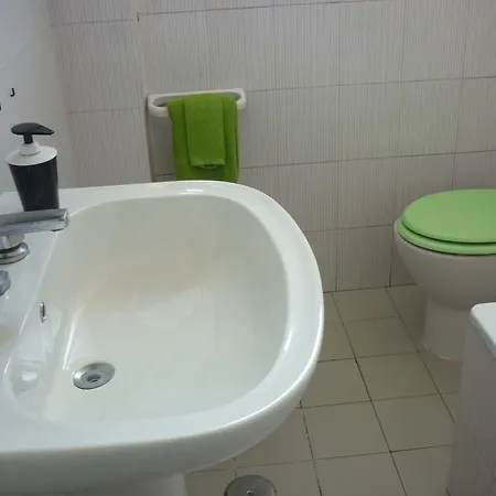 Thousand Sunny Hostel