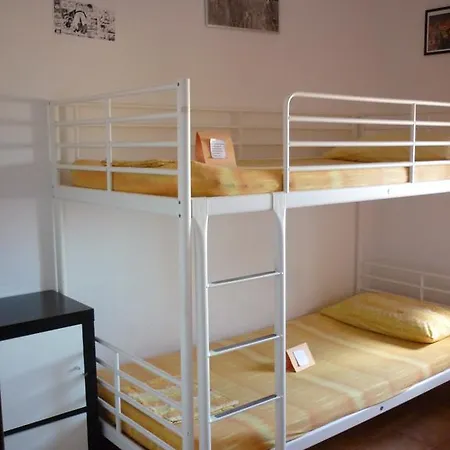 Hostel Thousand Sunny